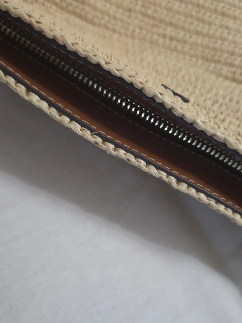 Tory Burch Beige Straw Crossbody with Brown Leather Trim - Picture 3 of 4